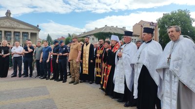 День вшанування пам’яті захисників і захисниць України, полон