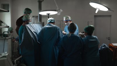 У Дніпрі провели унікальну операцію з видалення пухлини головного мозку