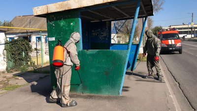98 об'єктів та 38 км доріг продизинфікували за добу рятувальники Херсонщини 98 об'єктів та 38 км доріг продизинфікували за добу рятувальники Херсонщини