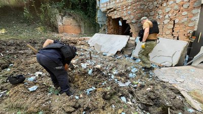 Російська армія під час обстрілу Харкова 30 серпня зруйнувала туалет Російська армія під час обстрілу Харкова 30 серпня зруйнувала туалет