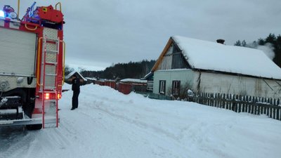 На Чернігівщині в пожежах загинули двоє людей На Чернігівщині в пожежах загинули двоє людей