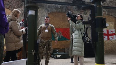 У Львові відкрилась інтерактивна виставка "Зброя перемоги" У Львові відкрилась інтерактивна виставка "Зброя перемоги"