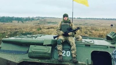 На Тернопільщині попрощалися із військовослужбовцем Олегом Юрчиком На Тернопільщині попрощалися із військовослужбовцем Олегом Юрчиком