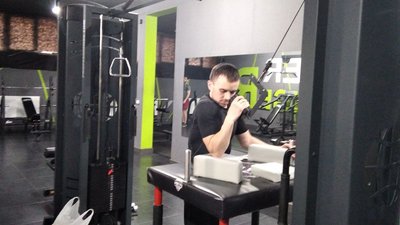 Доброволець з Тернопільщини після поранення займається рукоборством Доброволець з Тернопільщини після поранення займається рукоборством