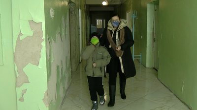 На Волині люди ходять в зруйновану амбулаторію, бо нову не можуть здати в експлуатацію
