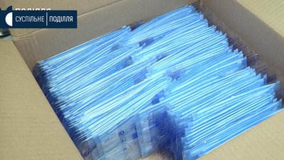 На Хмельниччині не контролюють ціни на маски та антисептики