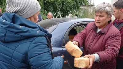 "Буває приїжджаєш і дивишся — люди просто у відчаї": про деокуповані території Харківщини та потреби жителів "Буває приїжджаєш і дивишся — люди просто у відчаї": про деокуповані території Харківщини та потреби жителів