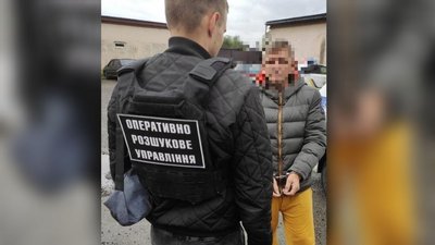 Переправника мігрантів затримали на Закарпатті