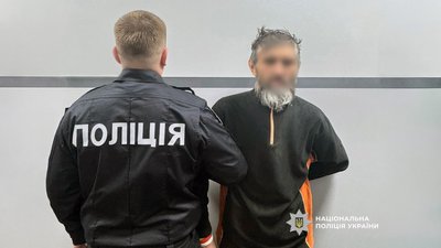 Підозрюваний у зґвалтуванні та погрозі вбивством жінці у Чернігові