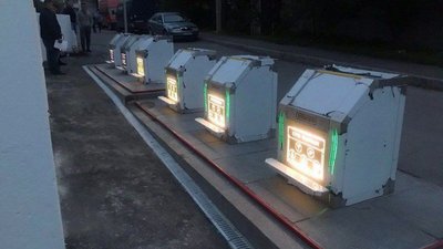 У Вінниці завершують встановлення ще одного підземного майданчика для сміття У Вінниці завершують встановлення ще одного підземного майданчика для сміття