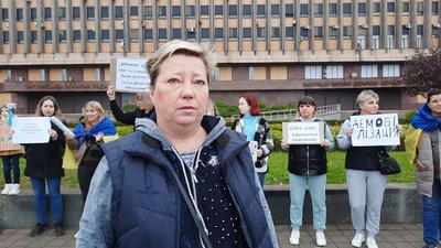 Право на демобілізацію: у Запоріжжі відбувся мирний пікет Право на демобілізацію: у Запоріжжі відбувся мирний пікет