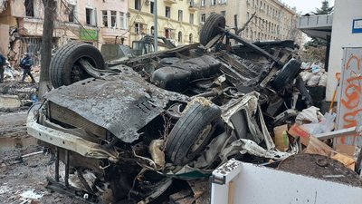 Обстріл центру Харкова: рятувальники знайшли тіла двох загиблих