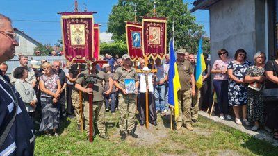 Володимир Глюза, похорон, Великоберезовицька селищна рада