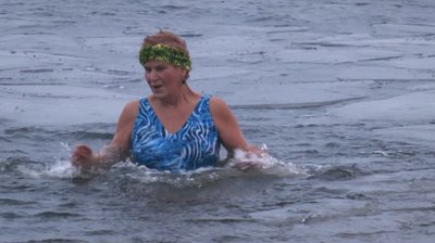У Черкасах "моржі" розпочнуть рік із запливу Дніпром