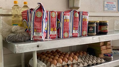 400 видів хлібобулочних виробів на добу. Викладачі Одеси готують для українських військових 400 видів хлібобулочних виробів на добу. Викладачі Одеси готують для українських військових