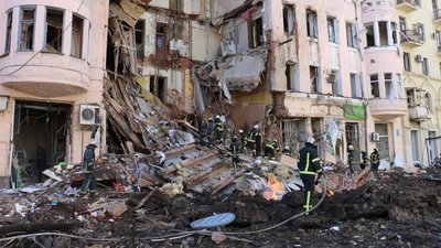 Обстріл центру Харкова: рятувальники повідомили щонайменше про двох загиблих