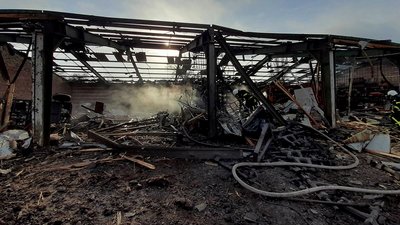 Обстріли з боку російських військ. Рятувальники Миколаївщини за добу загасили дві пожежі