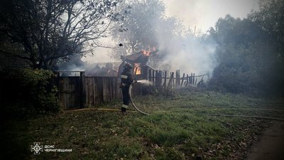 Діти підпалили господарчі будівлі на Чернігівщині