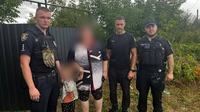 У Шепетівці поліцейські розшукали зниклу 3-річну дівчинку