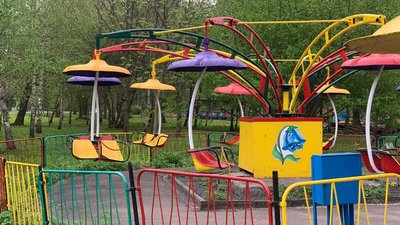 У Тернополі в парках запрацювали атракціони У Тернополі в парках запрацювали атракціони