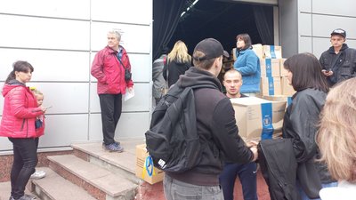 У Полтавській громаді збільшили продуктові набори для переселенців