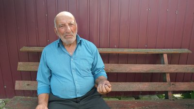 "Як наче тут родились і виросли": історія родини турків-месхетинців, яка понад 30 років живе на Сумщині "Як наче тут родились і виросли": історія родини турків-месхетинців, яка понад 30 років живе на Сумщині