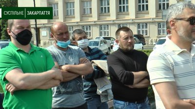 Приєднатися до Хустської ОТГ вимагали мешканці села Золотарьово Приєднатися до Хустської ОТГ вимагали мешканці села Золотарьово