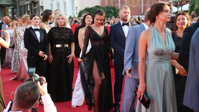 В Одесі стартував міжнародний кінофестиваль. Фоторепортаж з червоної доріжки В Одесі стартував міжнародний кінофестиваль. Фоторепортаж з червоної доріжки