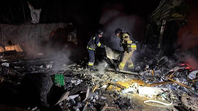 Рятувальники на місці російської атаки на Дніпропетровщині 1 листопада 2025 року