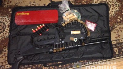 За розбій - до 10-ти років: у Херсоні затримали злочинну групу За розбій - до 10-ти років: у Херсоні затримали злочинну групу