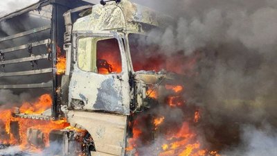обстріли, Нікополь, вантажівка, пожежа