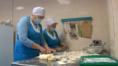 На Черкащині для пенсіонерів готують обіди На Черкащині для пенсіонерів готують обіди