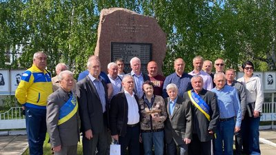 У Кропивницькому вшанували пам'ять тих, хто воював проти нацизму та захищав Україну У Кропивницькому вшанували пам'ять тих, хто воював проти нацизму та захищав Україну