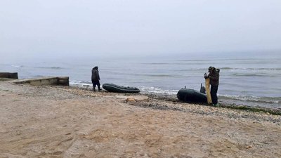 Двоє рибалок заблукали у Чорному морі з-за туману — допомогли рятувальні служби Двоє рибалок заблукали у Чорному морі з-за туману — допомогли рятувальні служби