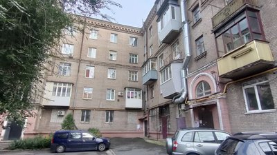 У Запоріжжі мешканці аварійного будинку вимагають капремонту