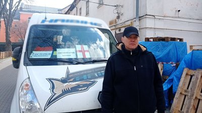 Волонтер Володимир Басалик Волонтер Володимир Басалик