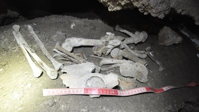 Спелеологи дали назву печері, яку відкрили на Тернопільщині Спелеологи дали назву печері, яку відкрили на Тернопільщині
