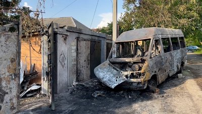 Снаряди, ракети, бомби. У червні війська РФ обстрілювали Миколаївщину руйнуючи будинки та вбиваючи людей Снаряди, ракети, бомби. У червні війська РФ обстрілювали Миколаївщину руйнуючи будинки та вбиваючи людей