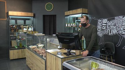 У міськраді запропонували відзначати товари місцевих виробників яскравими стікерами