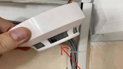На Одещині міській голова знайшов у своєму кабінеті приховані камери
