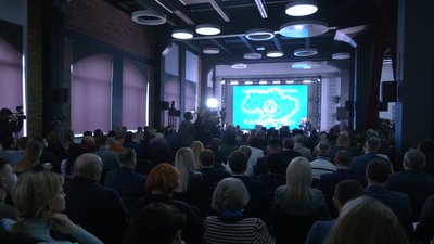 Форум місцевого самоврядування у Франківську: що обговорювали 150 представників громад України