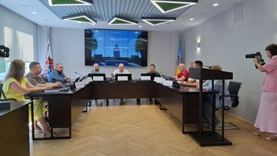 Меморіальний цвинтар в Черкасах