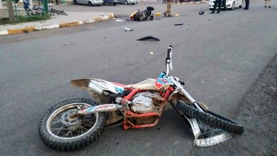 На Закарпатті у ДТП загинув 15-річний хлопець. 22-річний мотоцикліст перебуває у реанімації
