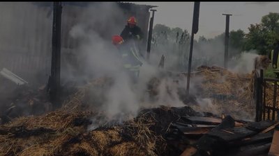 На Черкащині згоріла господарча будівля з сіном На Черкащині згоріла господарча будівля з сіном