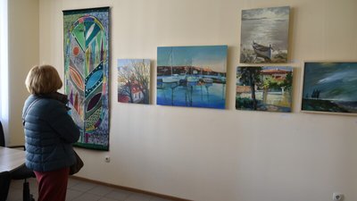 У Луцьку до Дня художника відкрили виставку творчих робіт "Осіння палітра" У Луцьку до Дня художника відкрили виставку творчих робіт "Осіння палітра"