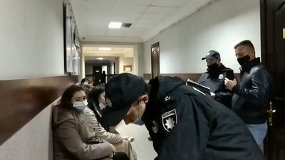 У Краматорську голова міської ТВК не скликав засідання на вимогу третини членів комісії