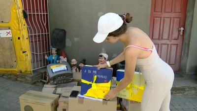 У Луцьку волонтери зібрали допомогу військовим на фронт У Луцьку волонтери зібрали допомогу військовим на фронт