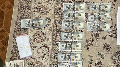 На Черкащині викрили групу людей, які вимагали 3 тисячі доларів за відстрочку від військової служби На Черкащині викрили групу людей, які вимагали 3 тисячі доларів за відстрочку від військової служби