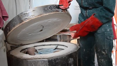 Тернополянка самостійно опанувала гончарне ремесло