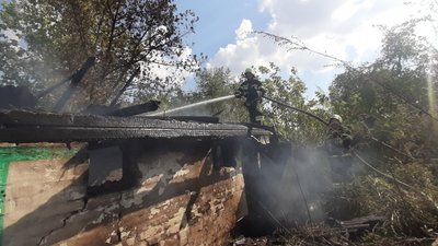 На Черкащині через загорання трави сталась пожежа
